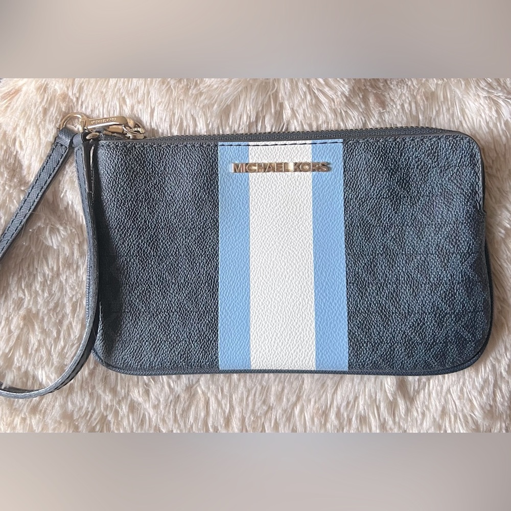 MICHAEL KORS Jet Set Blue Stripe Corner Zip Wristlet